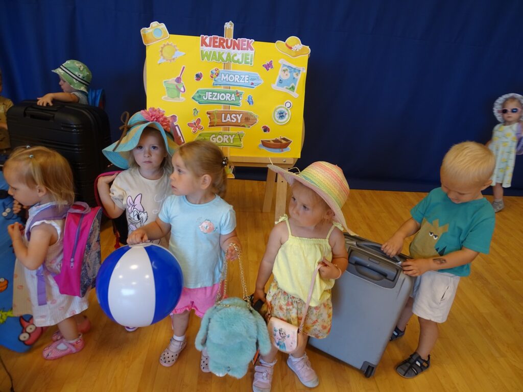 Dziewczynka z piłką