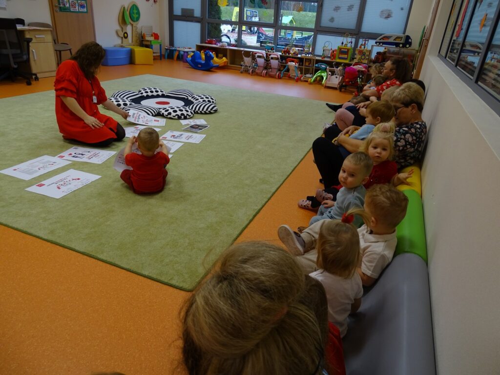 Pani dyrektor prowadzi zajęcia