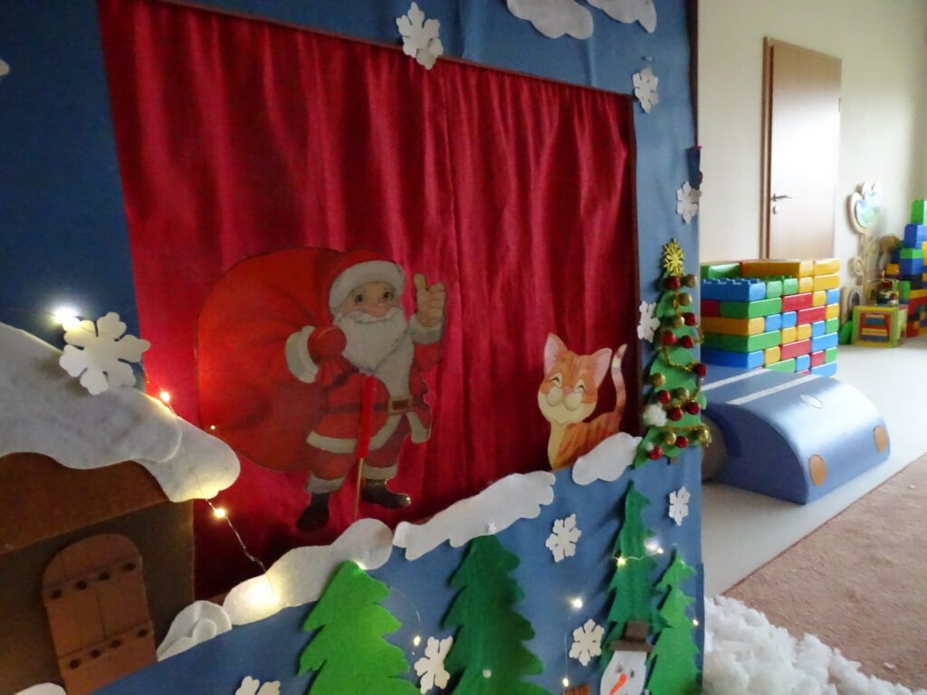 Pacynka Mikołaja i kotka