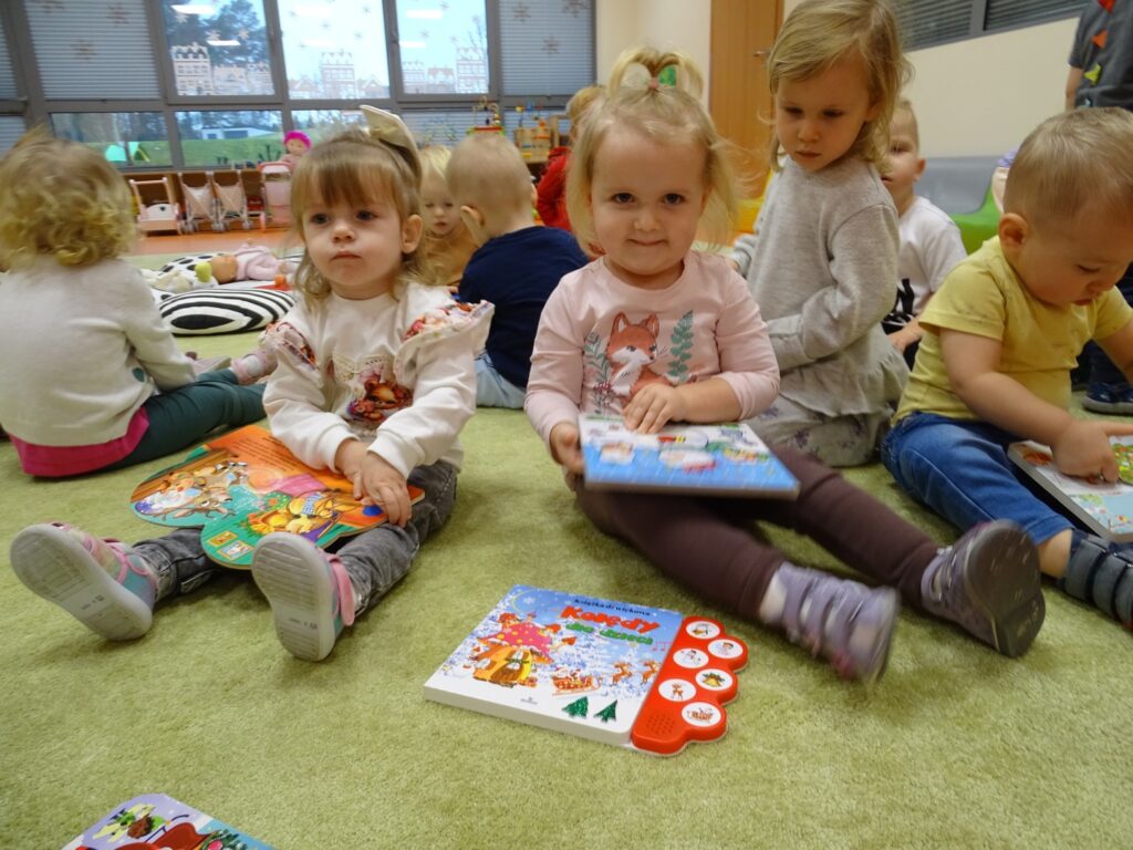 Wspólne czytanie oglądanie i książek