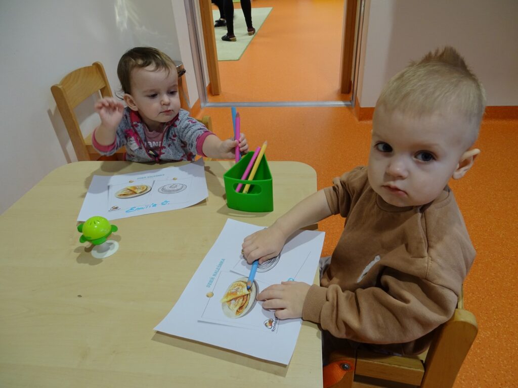 Chłopiec z dziewczynką