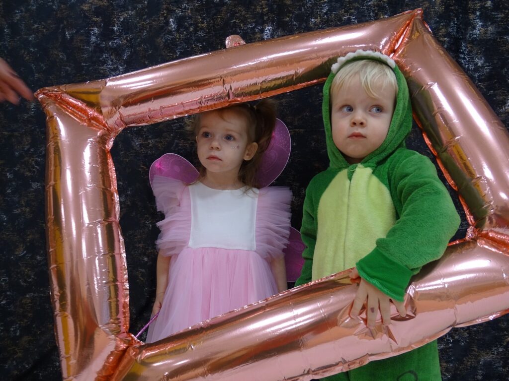 Dzieci w przebraniach