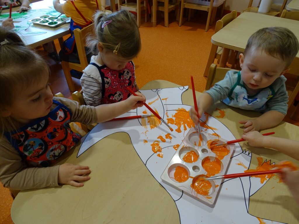 Pomarańczowy dinozaur