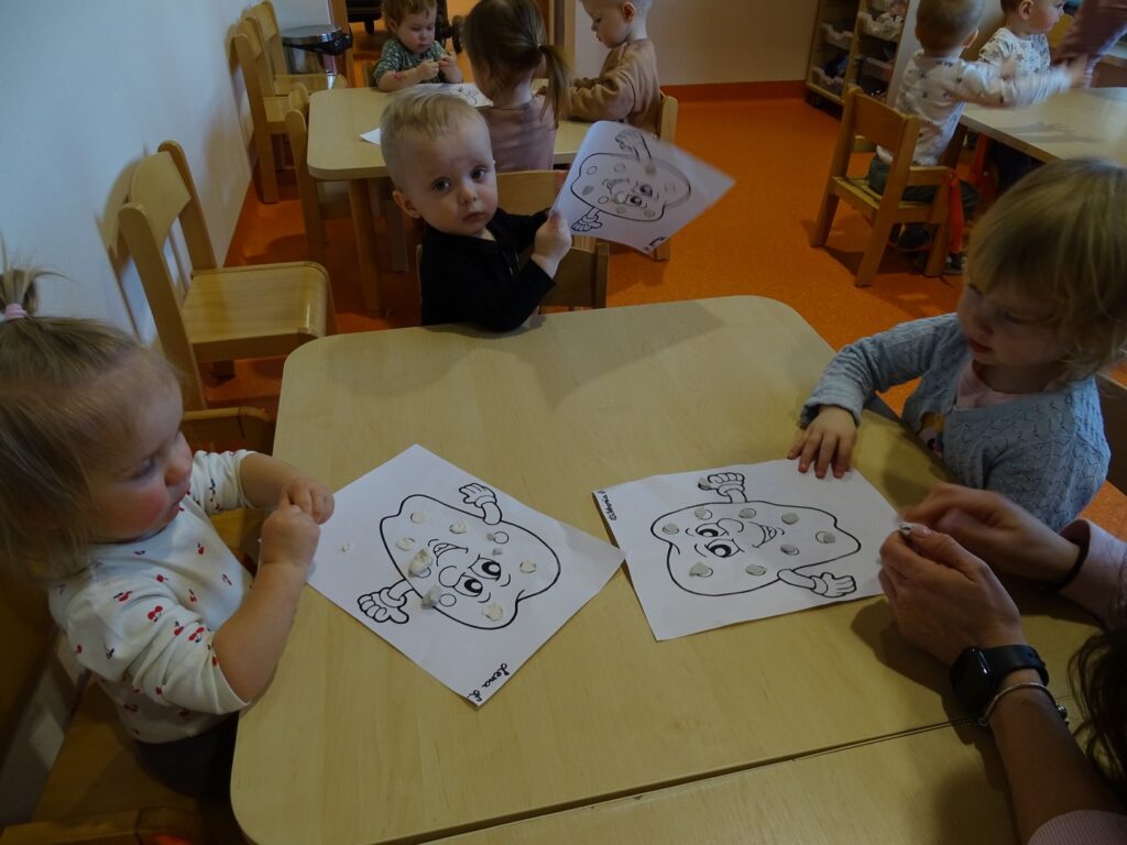 Praca plastyczna na dzień dentysty