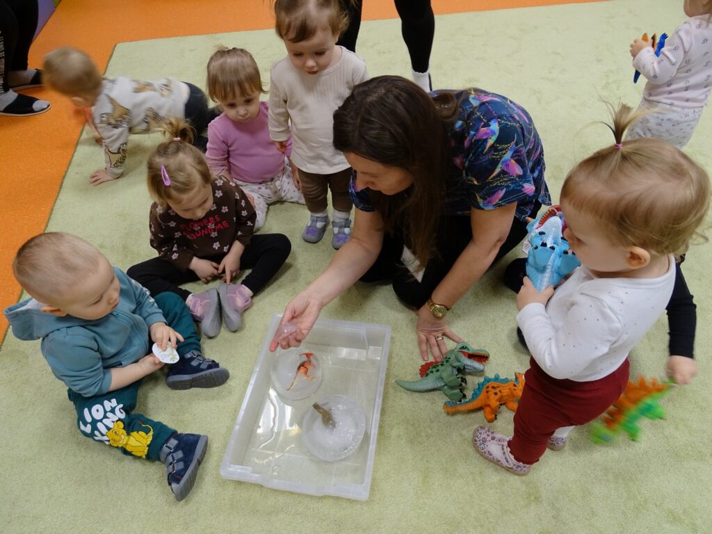 Oglądanie zamrożonych dinozaurów