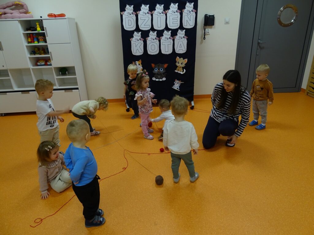 Zabawy z włóczkami