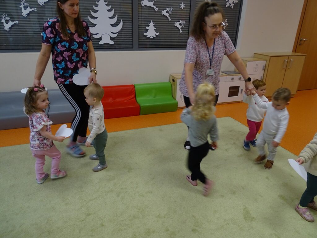 Taniec z serduszkami