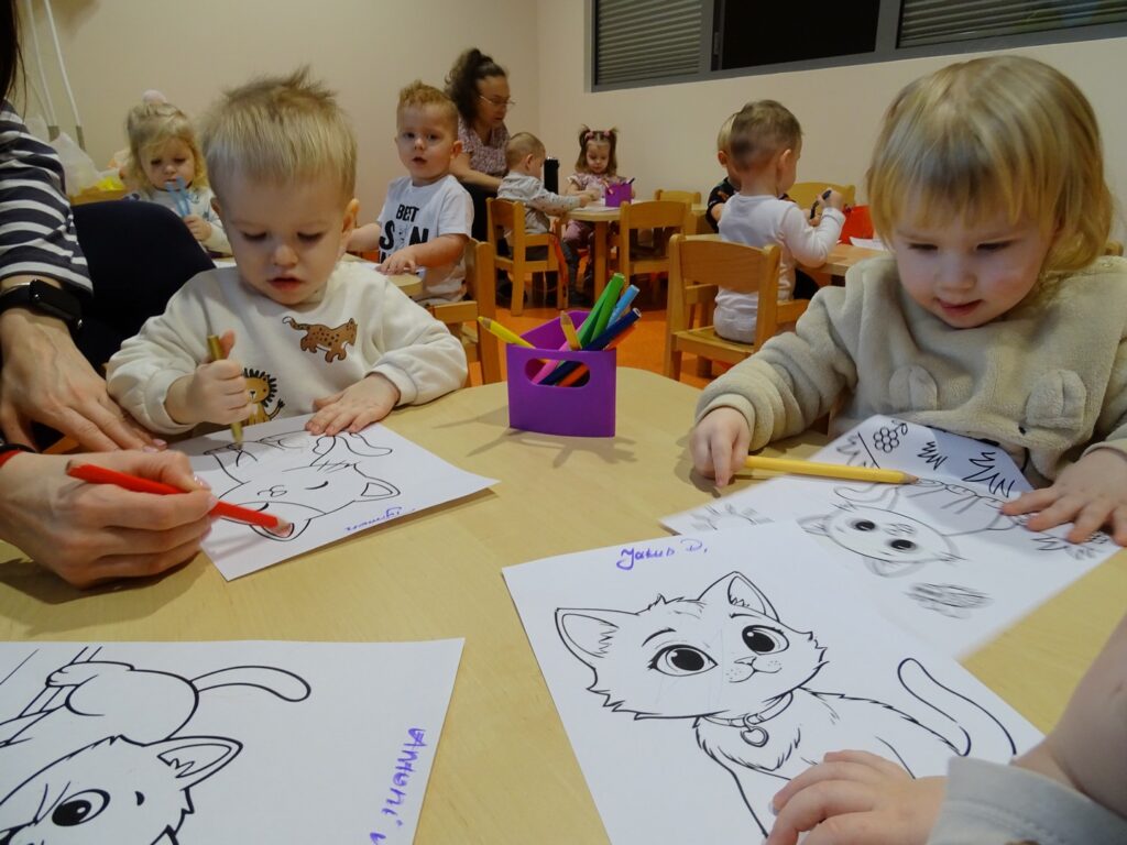 Praca plastyczna z kotem