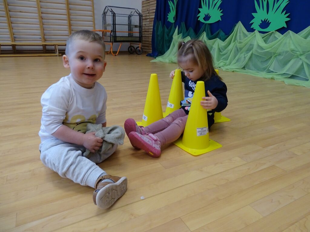 Dziewczynka z chłopcem