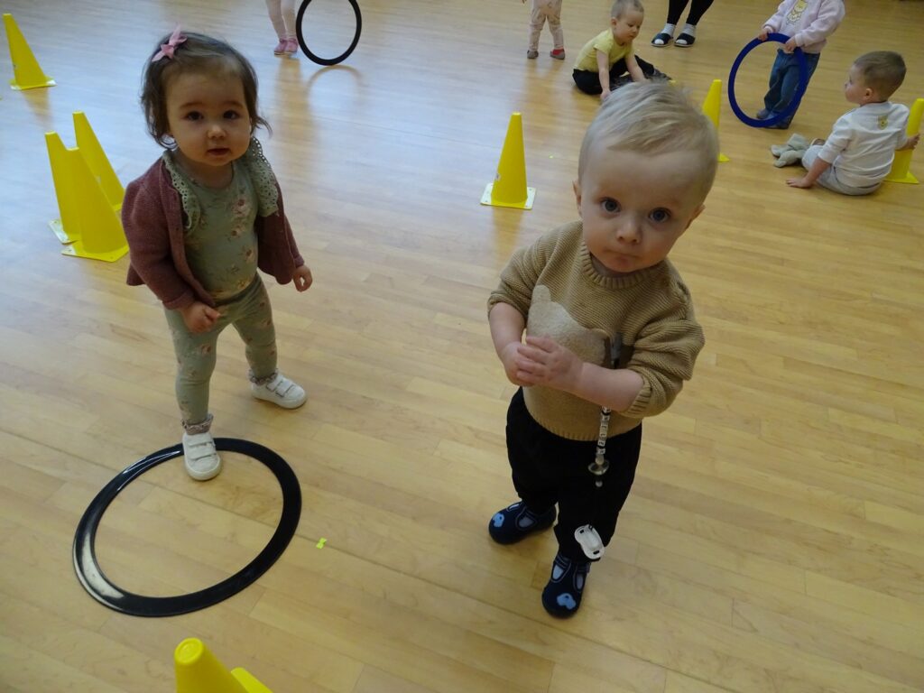 Dziewczynka z chłopcem