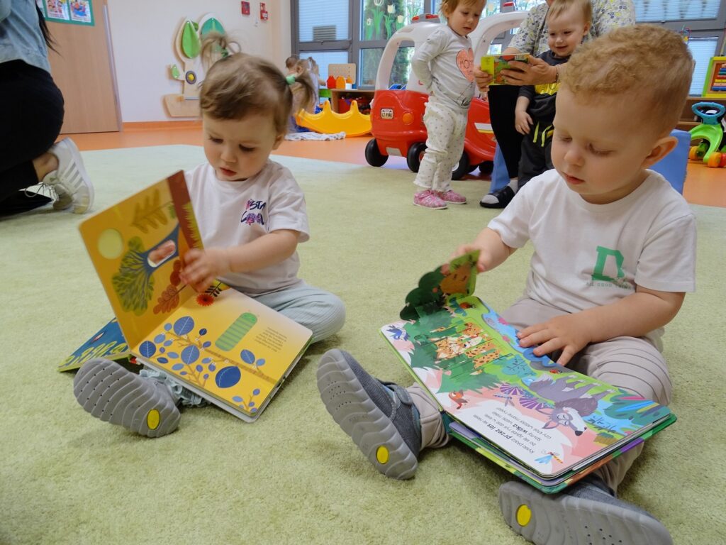 Dziewczynka z chłopcem